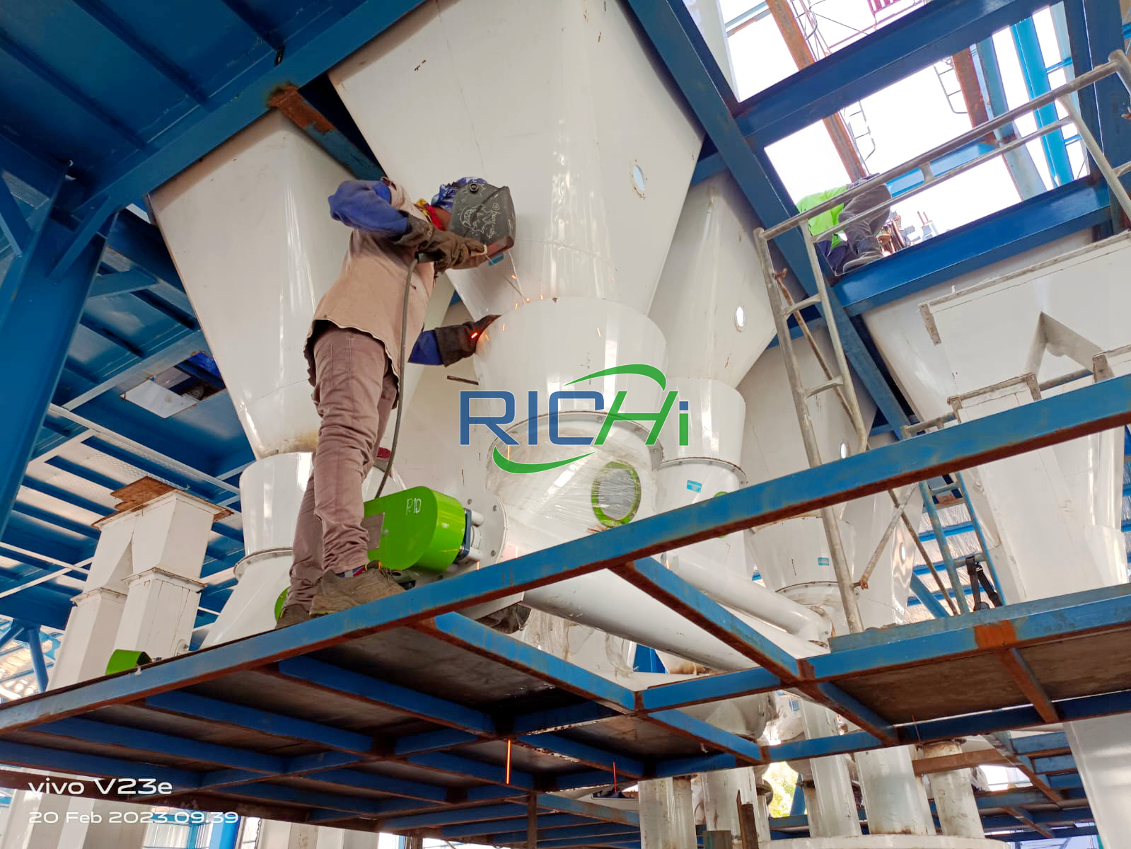 Indonesia – Wet Type Floating Fish Feed Extruder