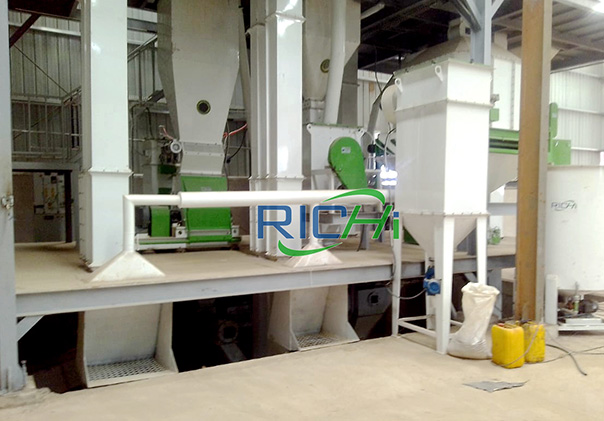 Fish Feed Production Line Operation 