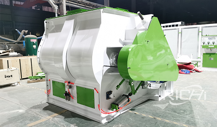 twin shaft paddle mixer in RICHI
